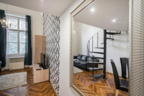 BpR Robinia Downtown Apartment